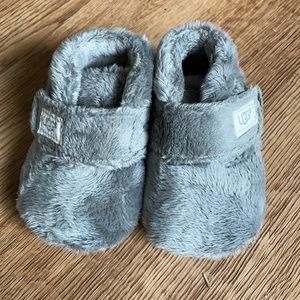 Ugg Grey Baby Booties size 0/1